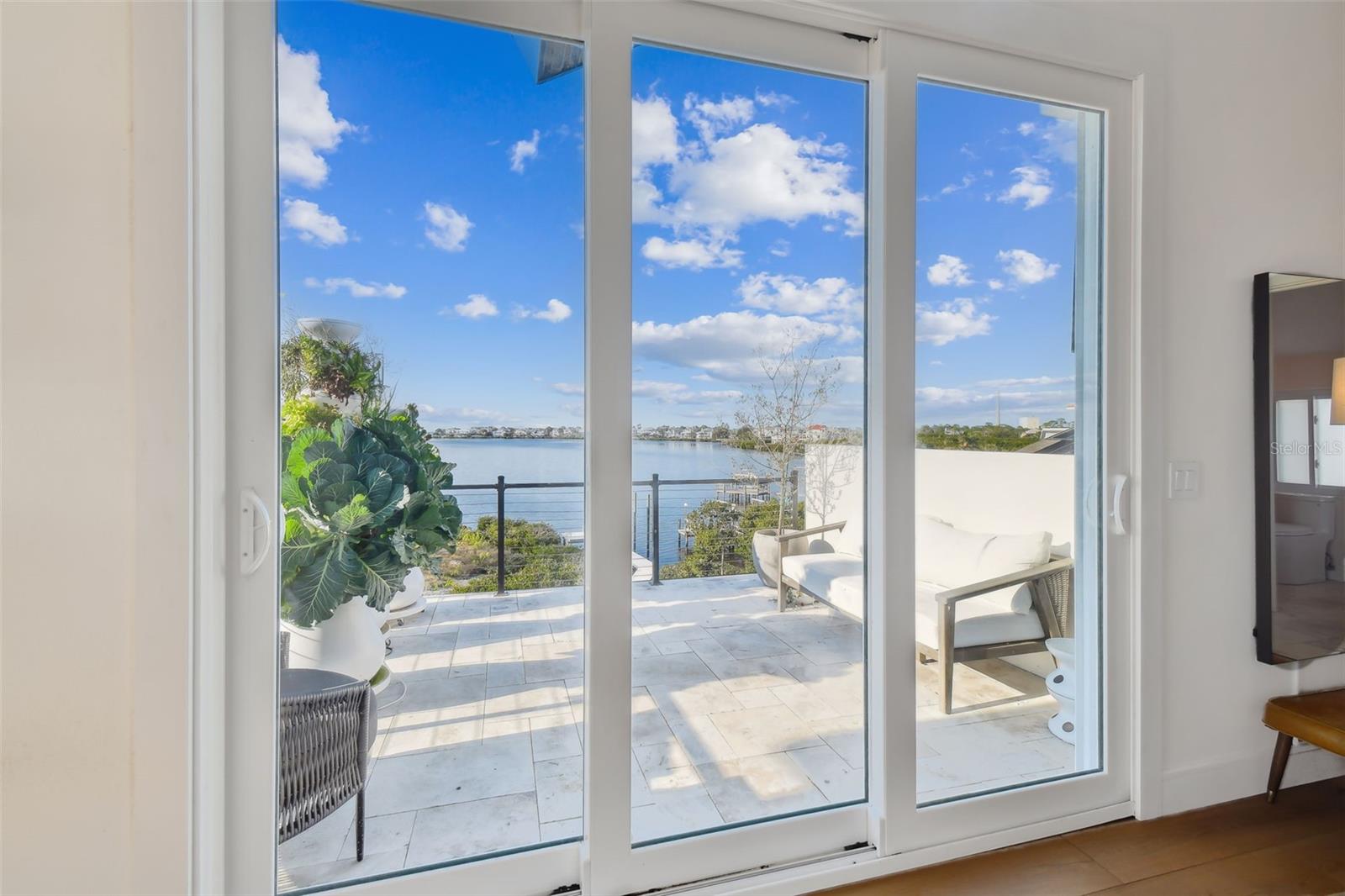 Image 17 of 25 For 1640 Sea Breeze Drive