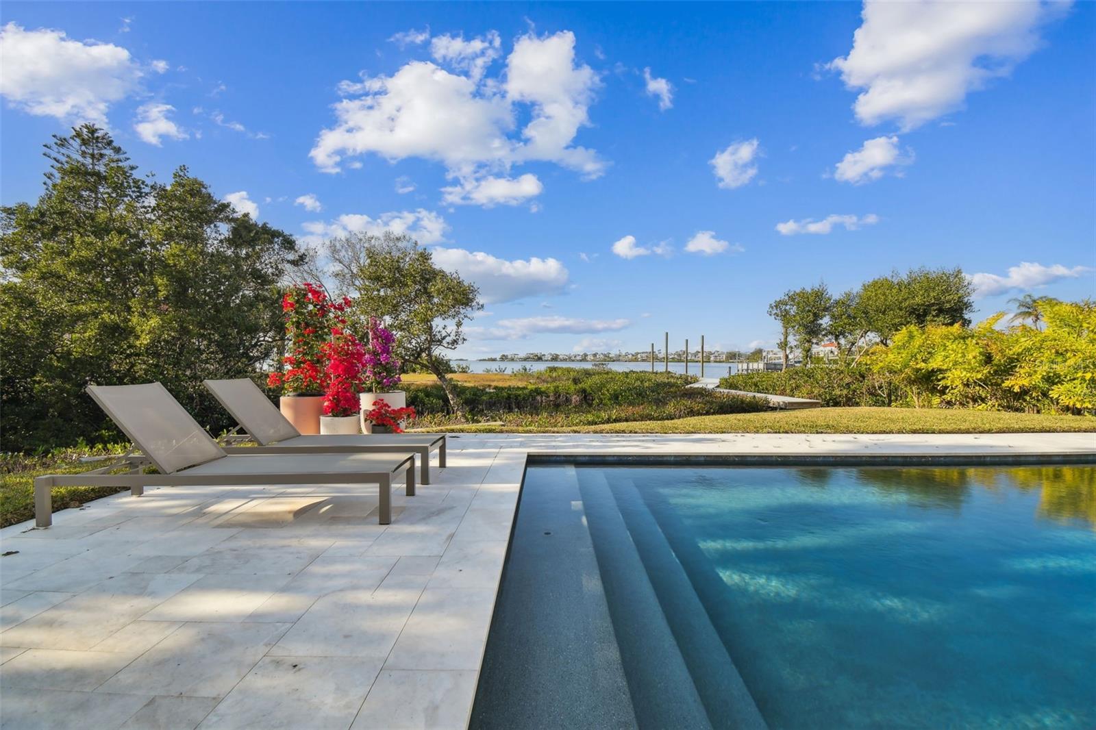 Image 19 of 25 For 1640 Sea Breeze Drive