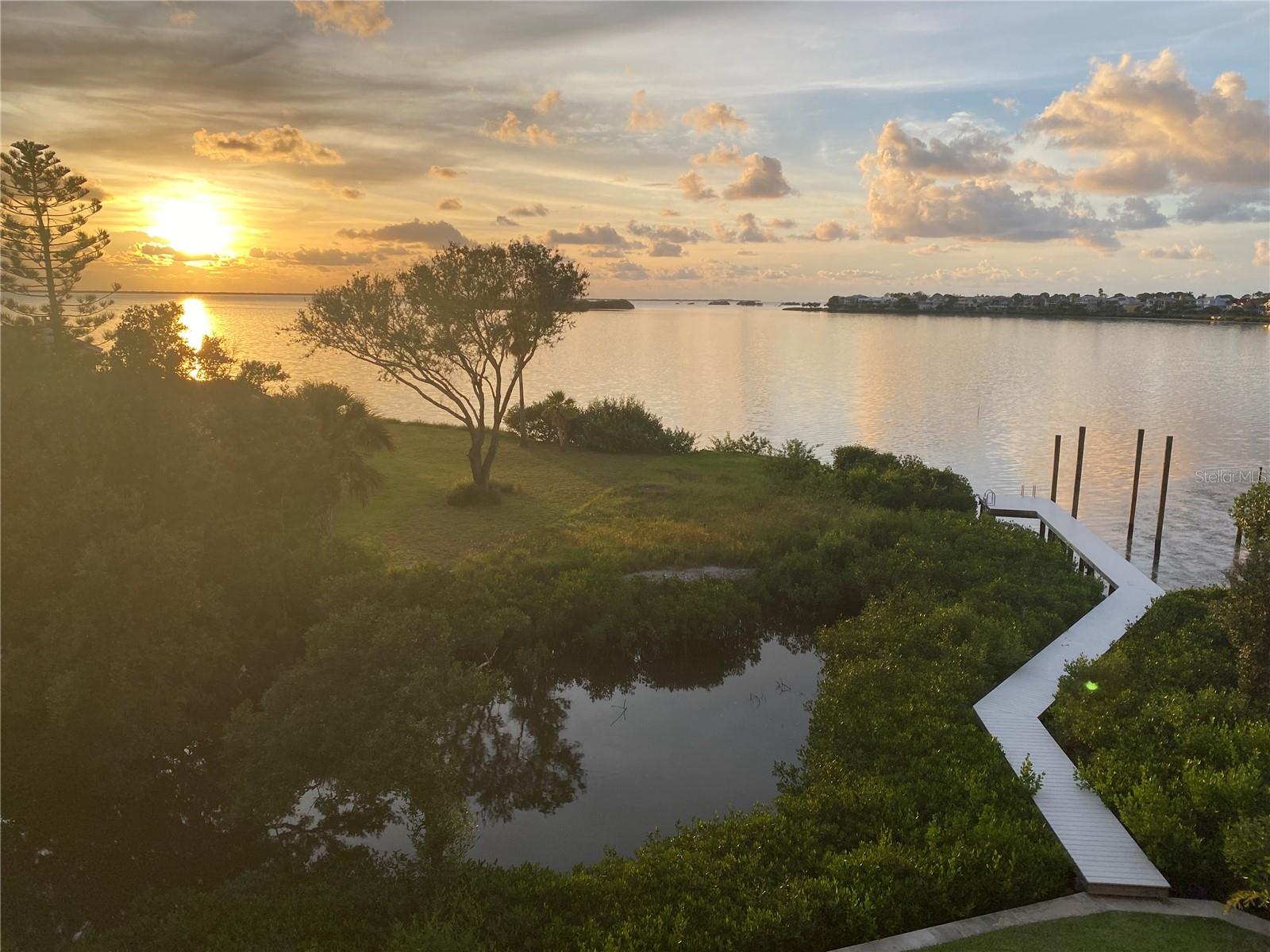 Image 3 of 25 For 1640 Sea Breeze Drive