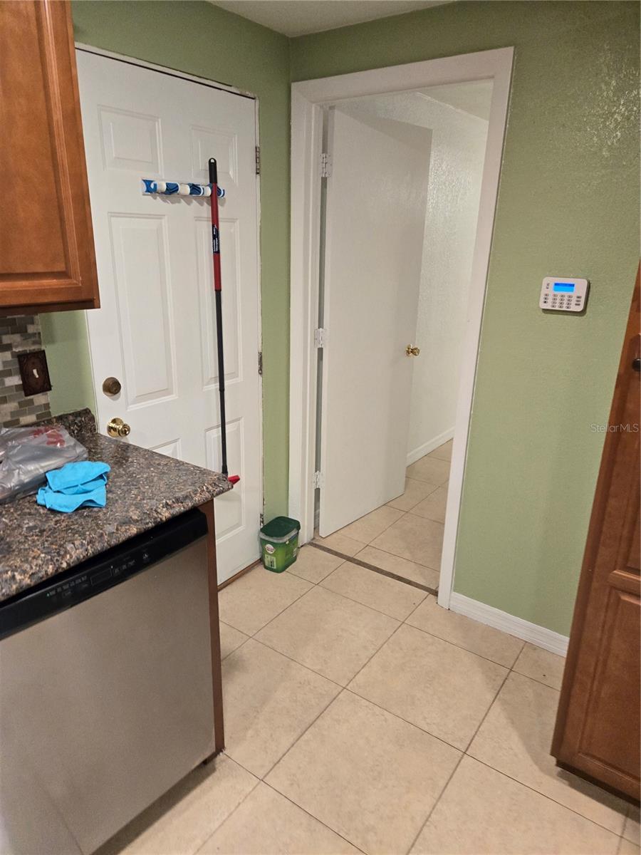 Image 13 of 24 For 3712 Argon Drive