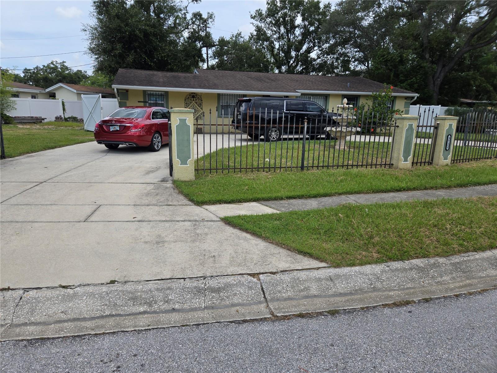 Image 2 of 24 For 3712 Argon Drive