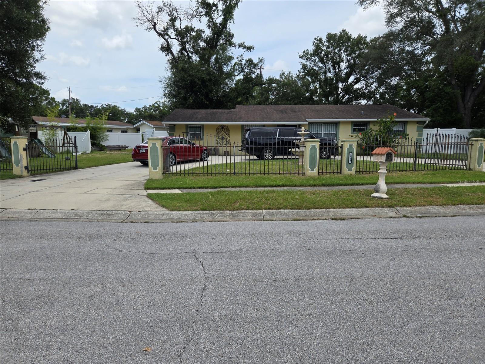 Image 3 of 24 For 3712 Argon Drive