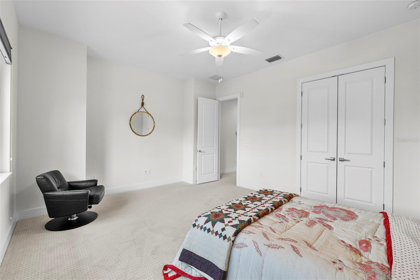 Image 34 of 67 For 3118 El Prado Boulevard