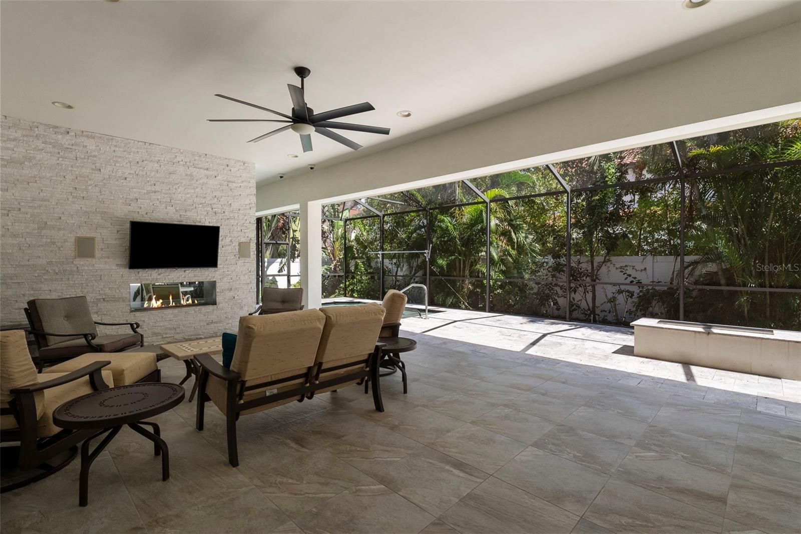 Image 62 of 67 For 3118 El Prado Boulevard