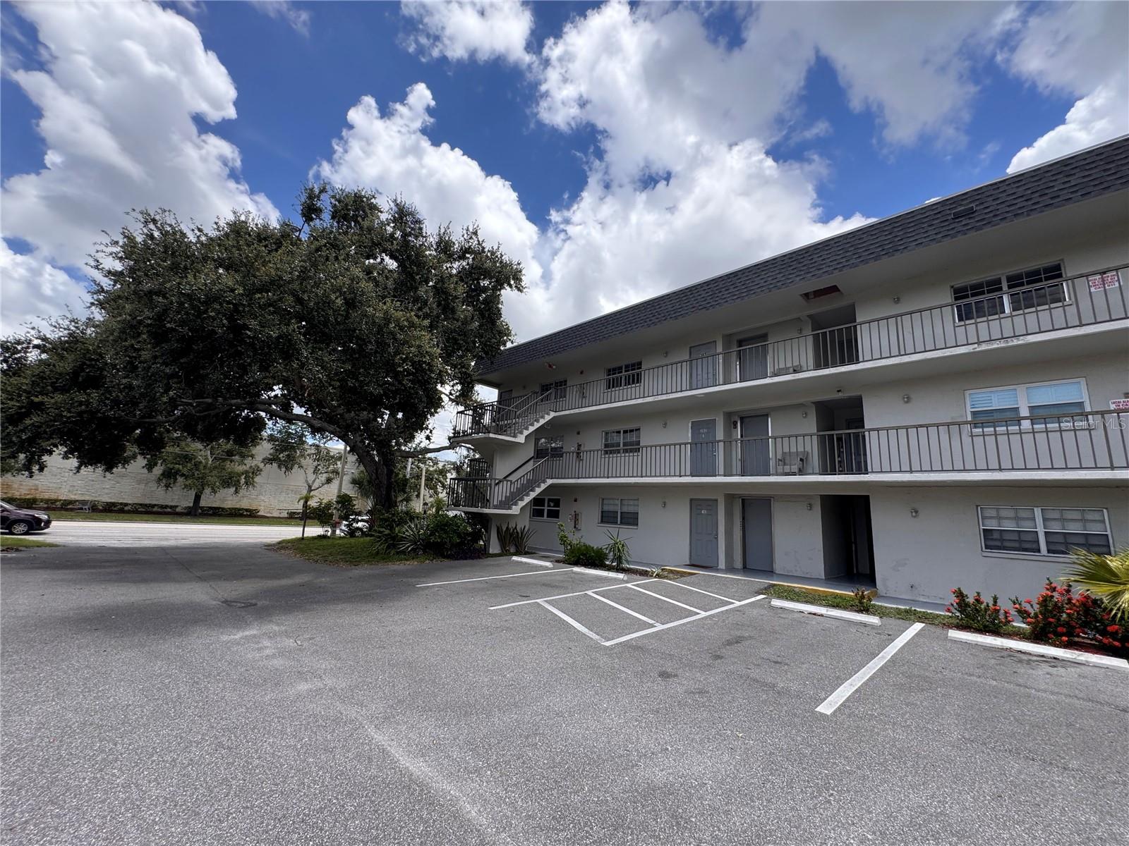 Image 24 of 40 For 1185 58th Street N