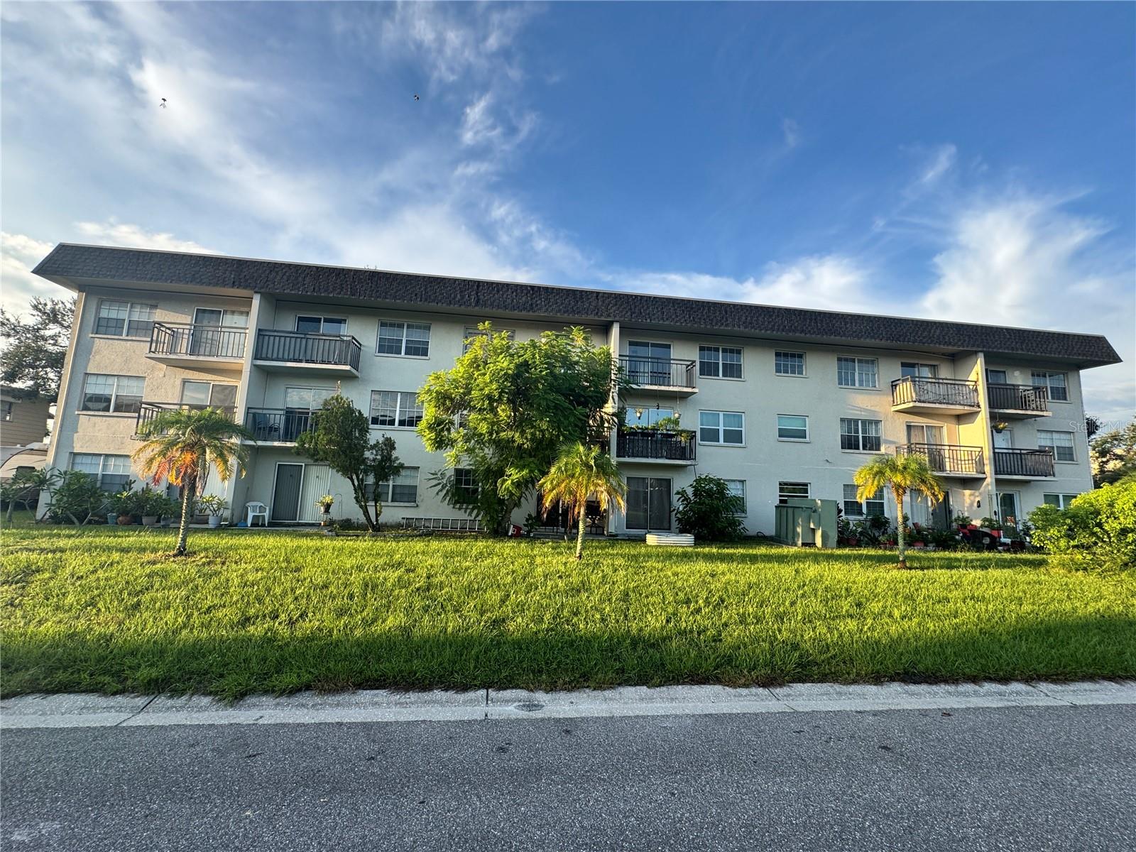 Image 41 of 43 For 1185 58th Street N