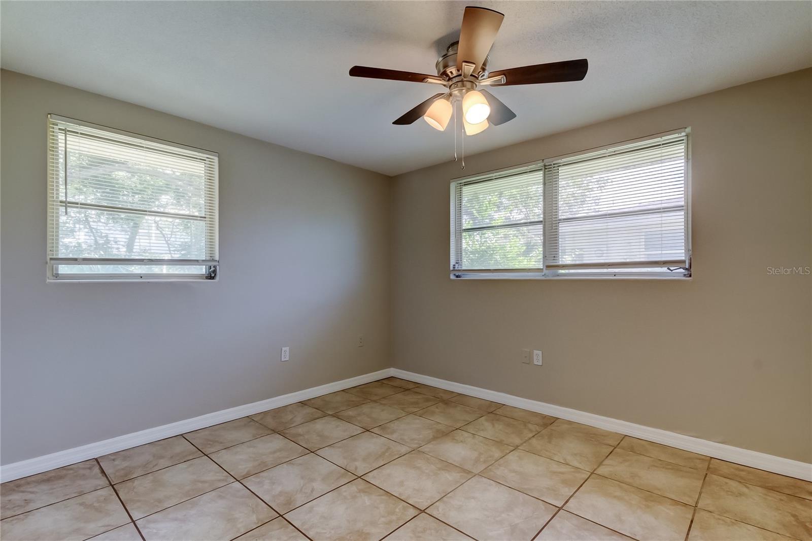 Image 16 of 32 For 10226 Willow Drive