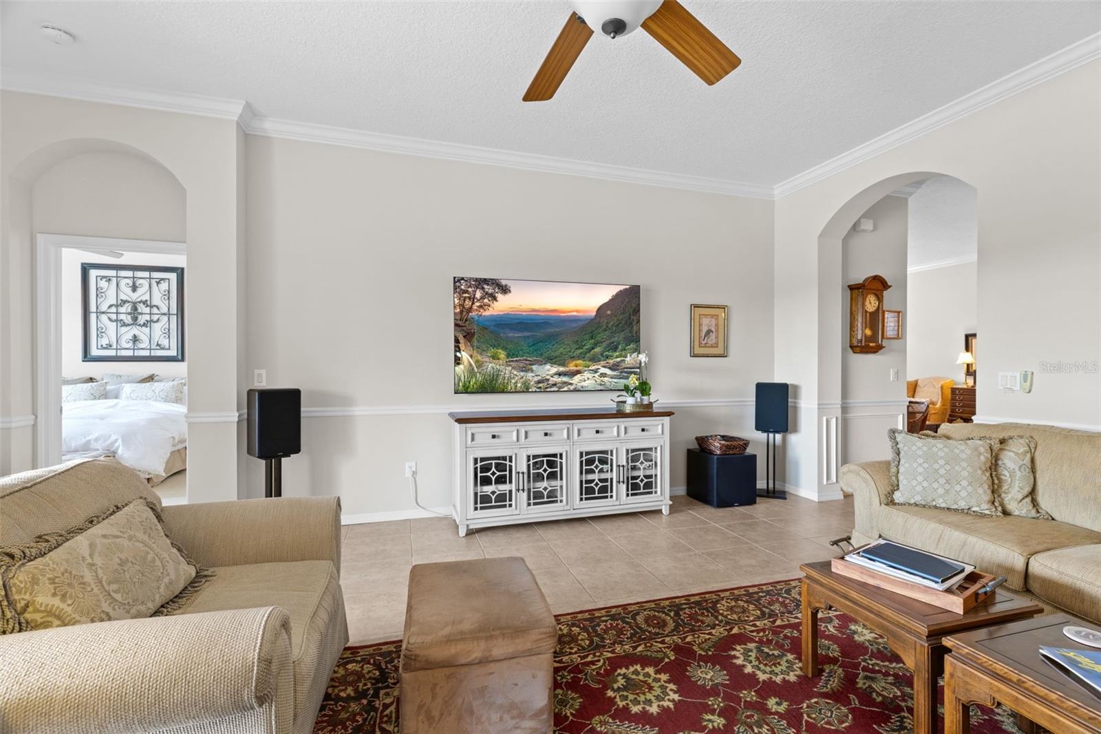 Listing photo id 11 for 3632 Munnings Knoll