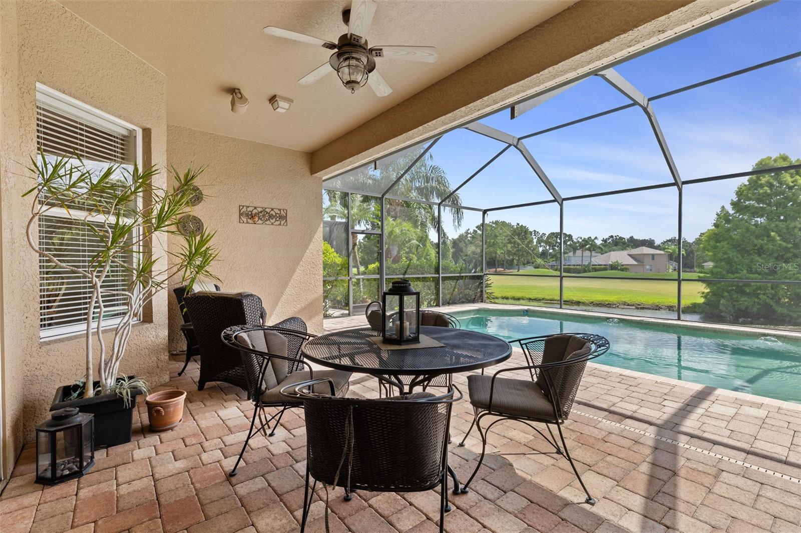 Listing photo id 37 for 3632 Munnings Knoll