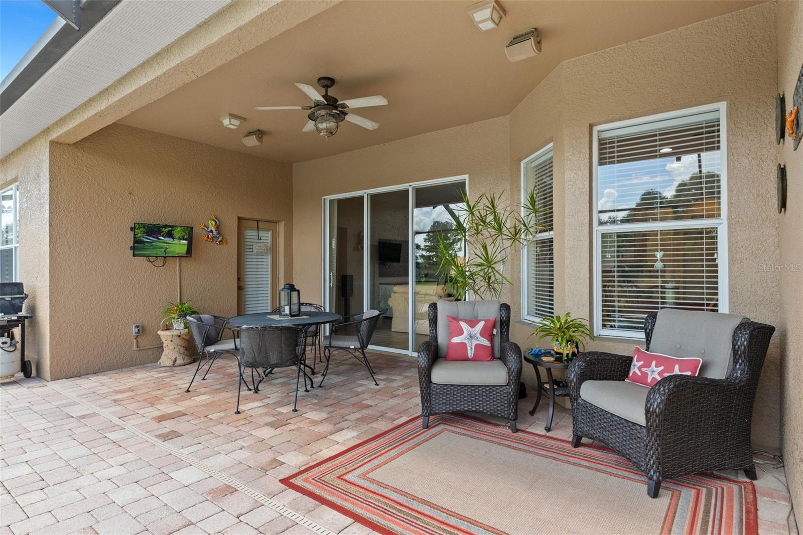 Listing photo id 40 for 3632 Munnings Knoll