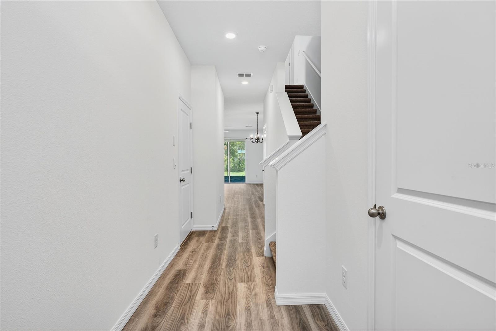 Image 18 of 43 For 11412 Velvet Apricot Drive