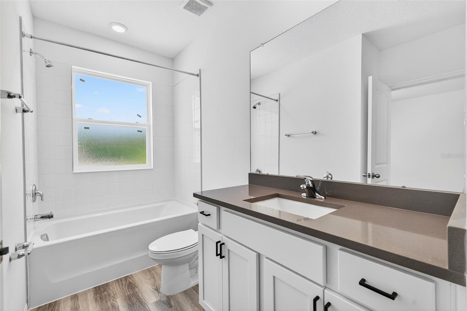 Image 31 of 43 For 11412 Velvet Apricot Drive