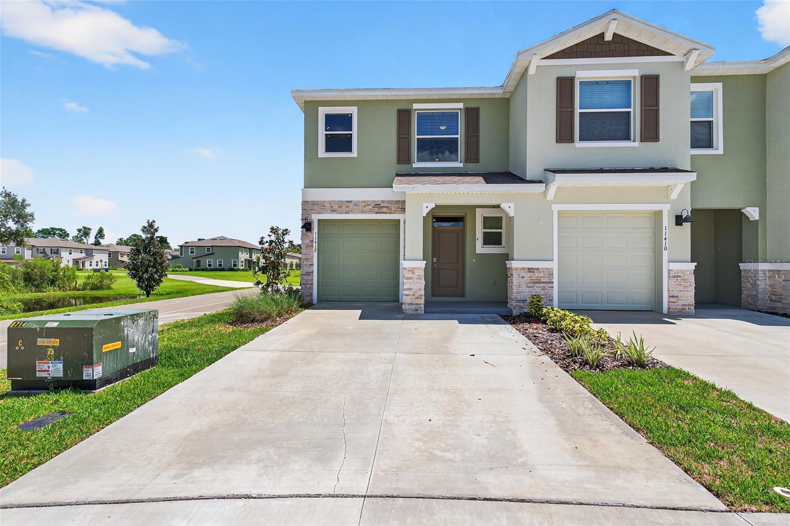 Image 37 of 43 For 11412 Velvet Apricot Drive