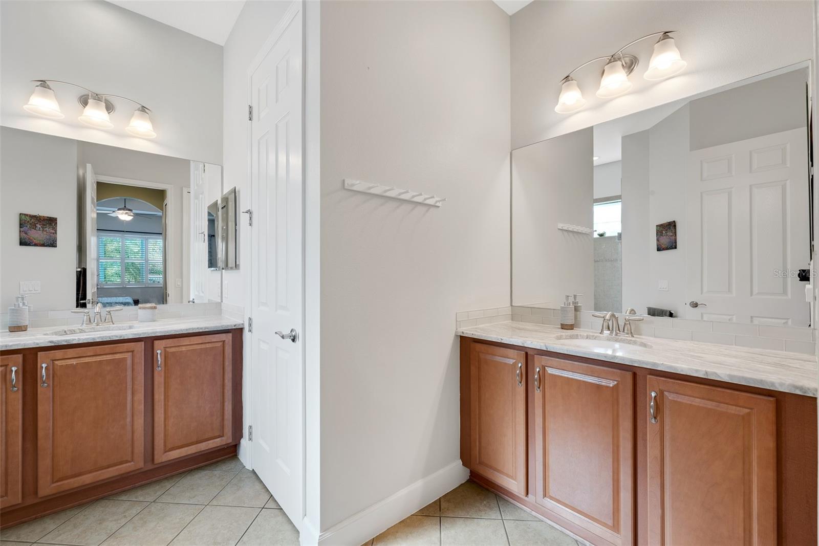 Image 20 of 46 For 1649 Emerald Dunes Drive