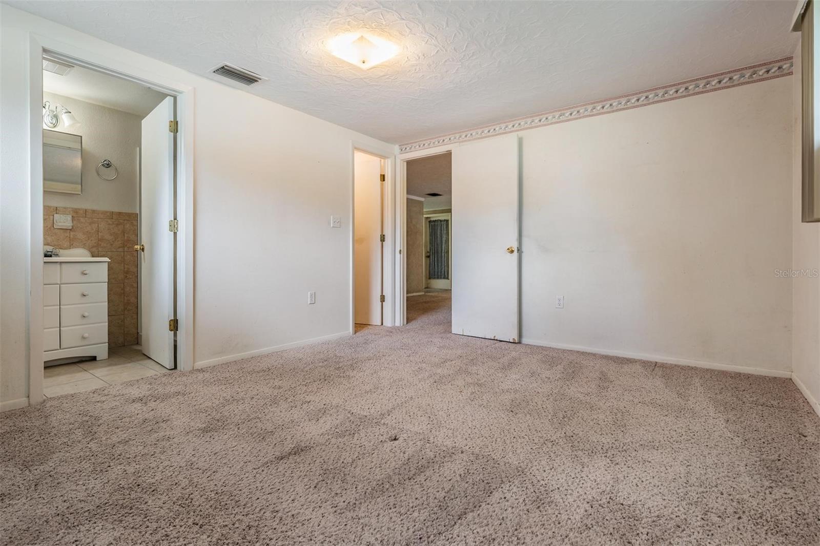 Image 7 of 37 For 7047 Green Street