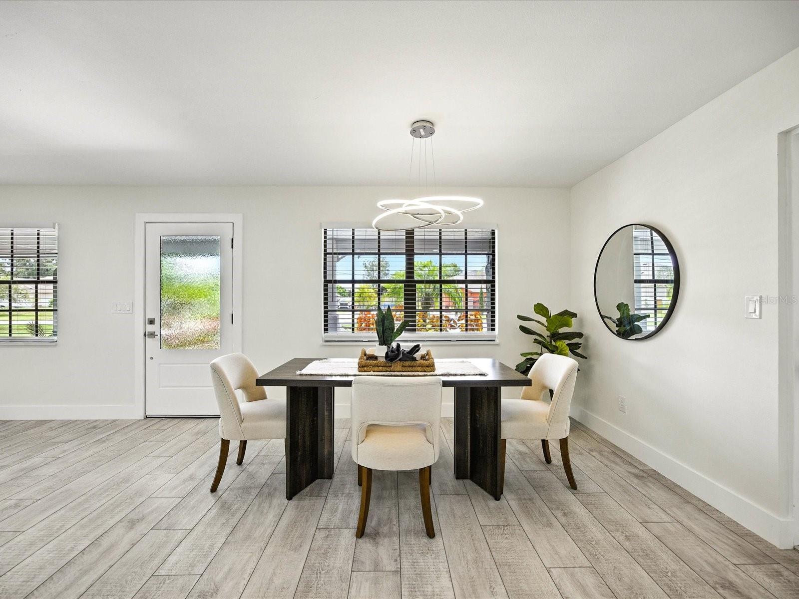 Image 20 of 56 For 10215 Oslin Street