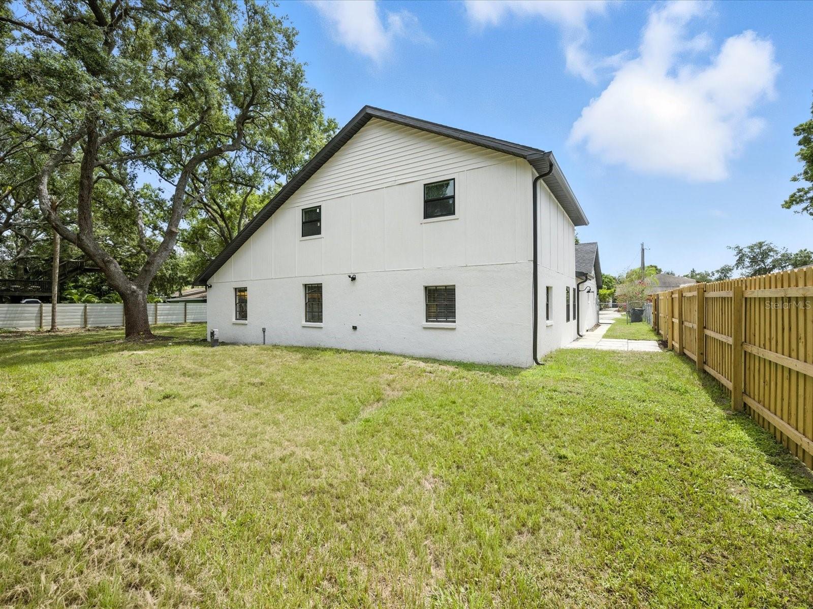 Image 41 of 56 For 10215 Oslin Street