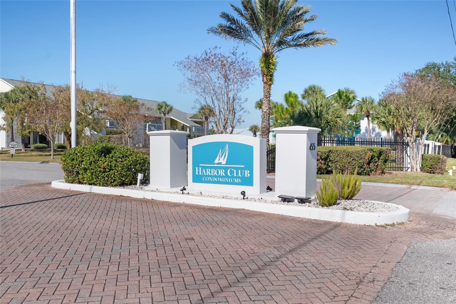 Image 43 of 43 For 455 Alt 19 S 238