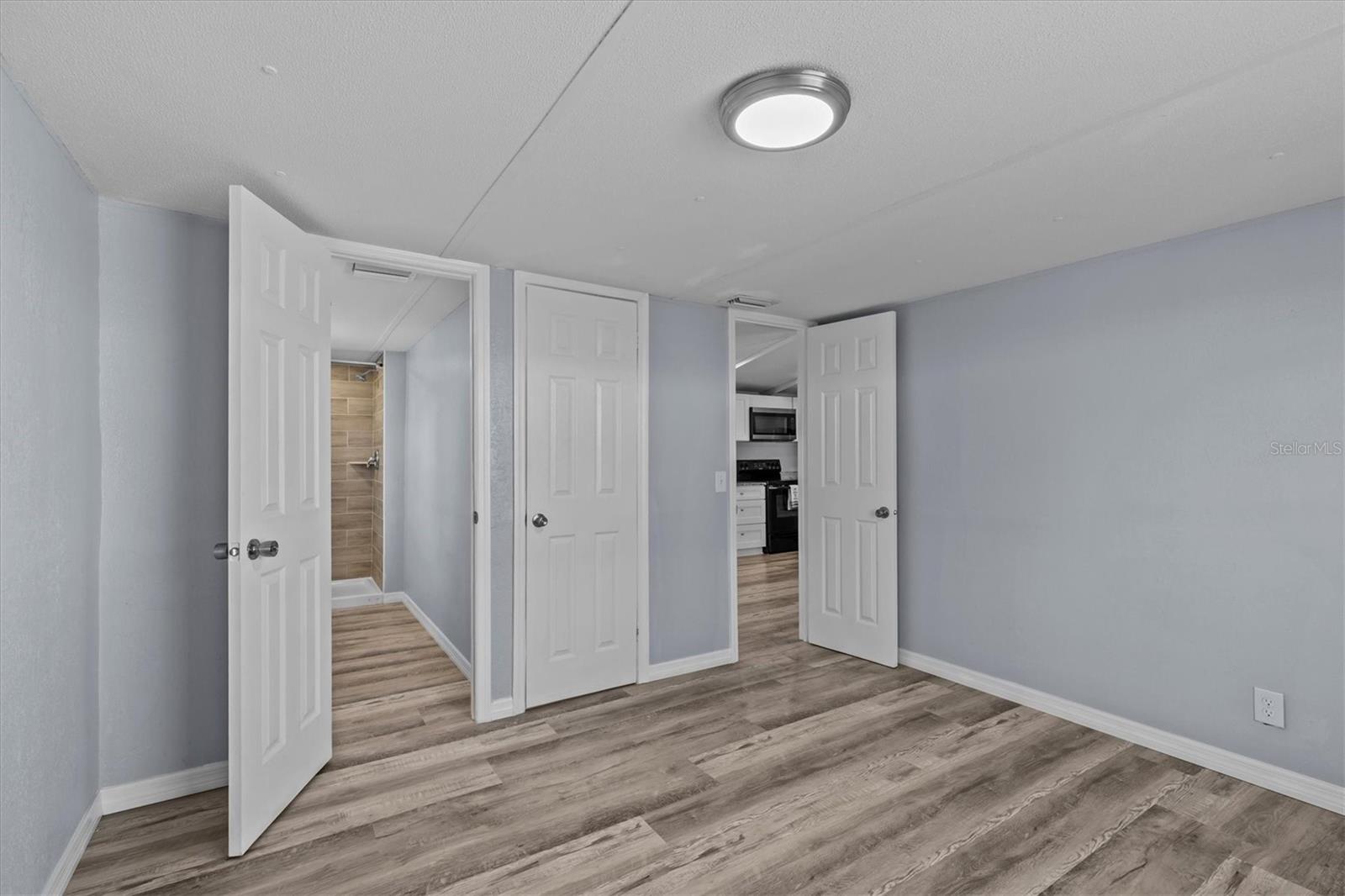 Image 21 of 65 For 13147 Cabin Court