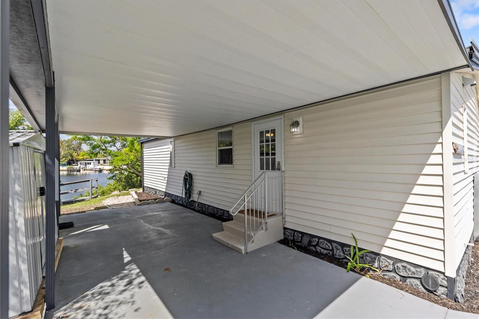 Image 42 of 65 For 13147 Cabin Court