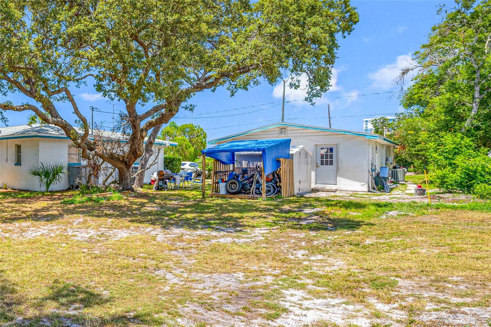 Image 10 of 31 For 1123 Gould Street