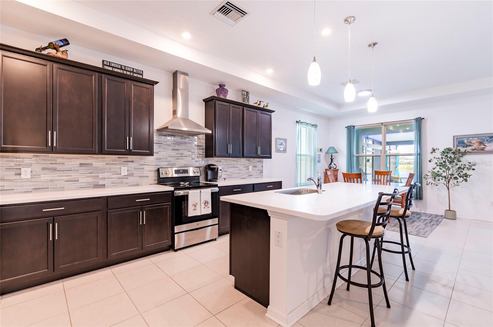 Listing photo id 8 for 13772 Moosehead Circle