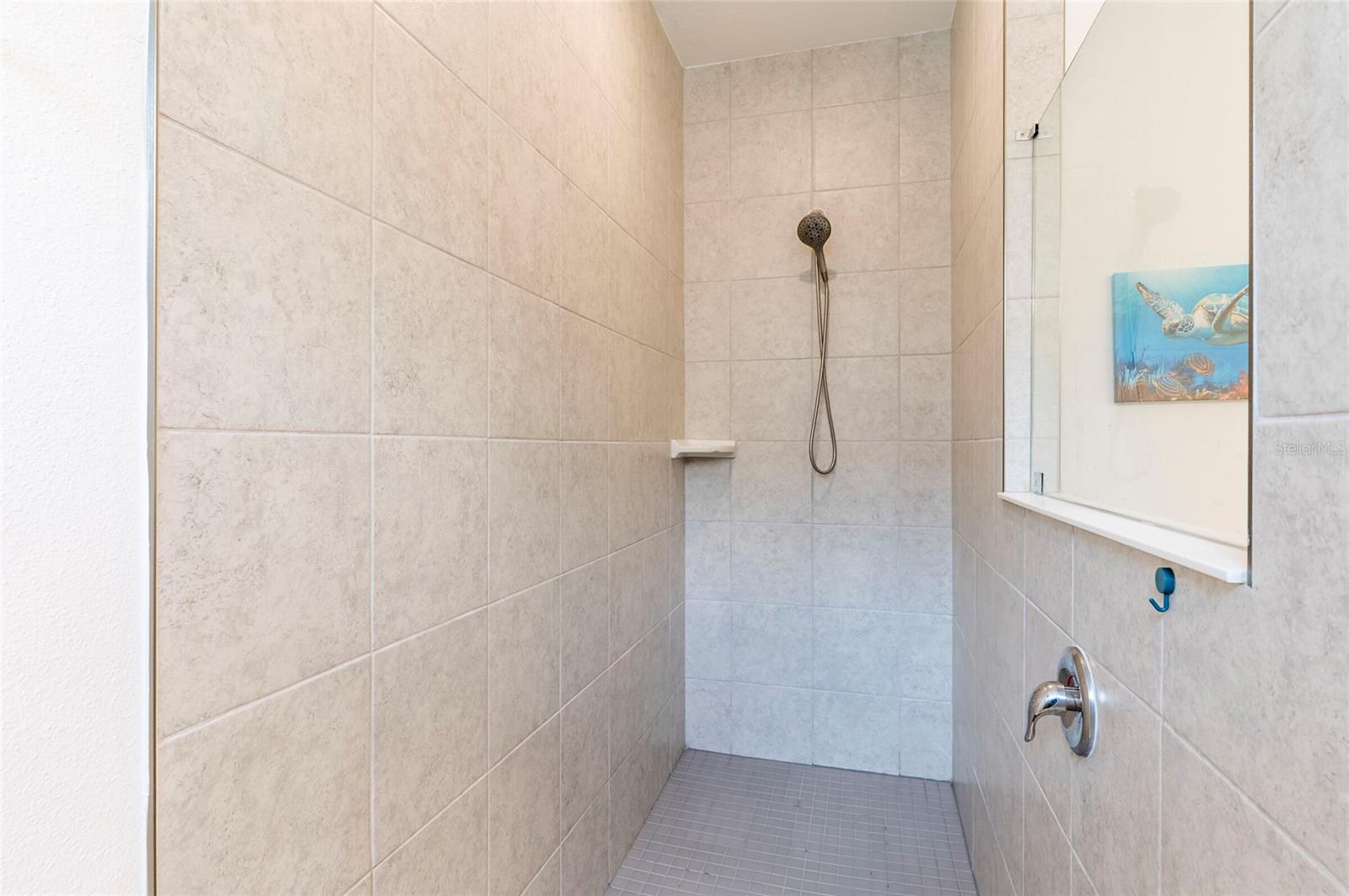 Listing photo id 15 for 13772 Moosehead Circle
