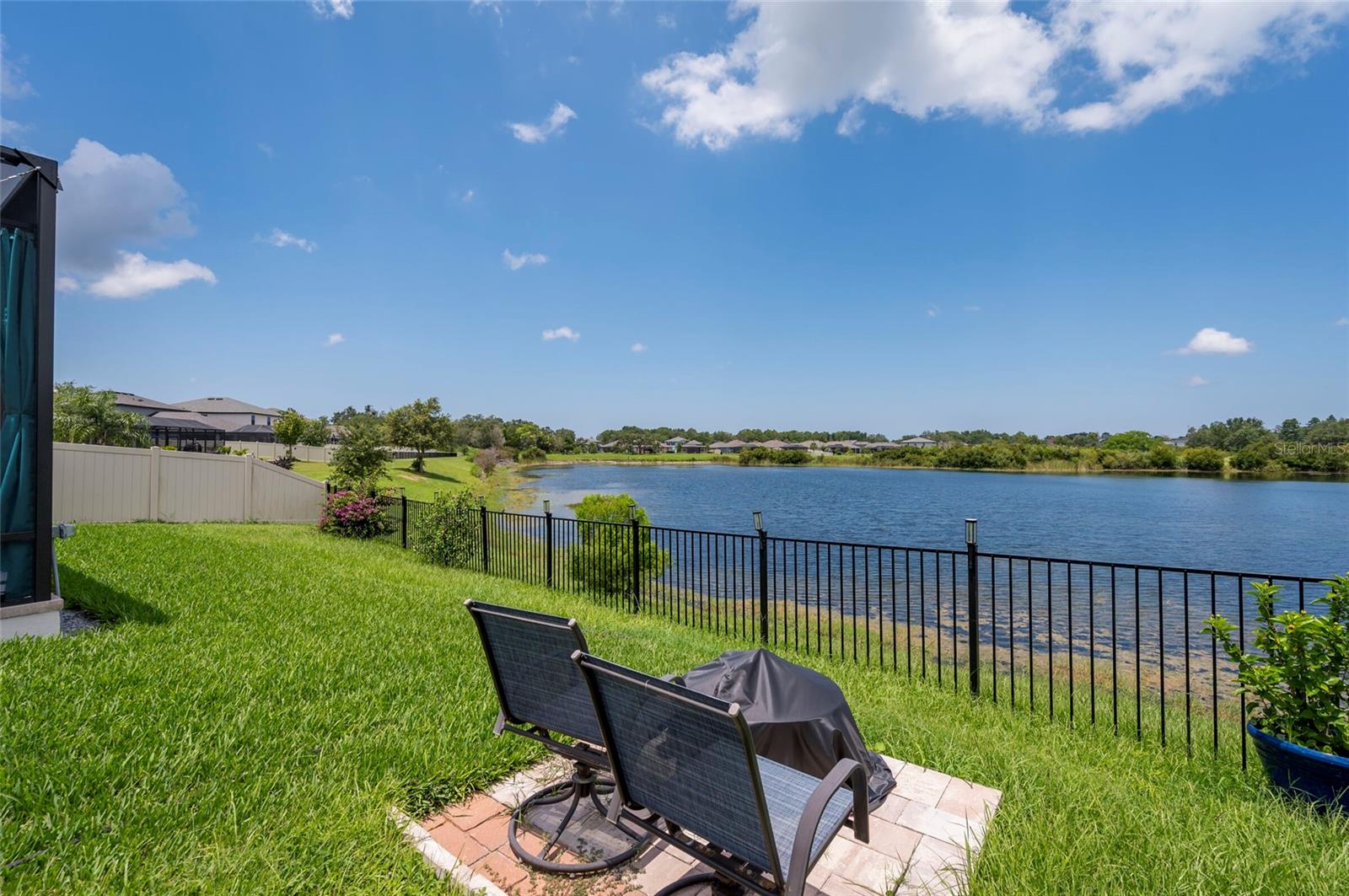 Listing photo id 6 for 13772 Moosehead Circle