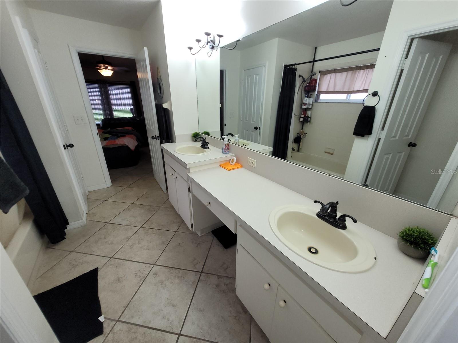 Image 28 of 40 For 4233 Amber Ridge Lane