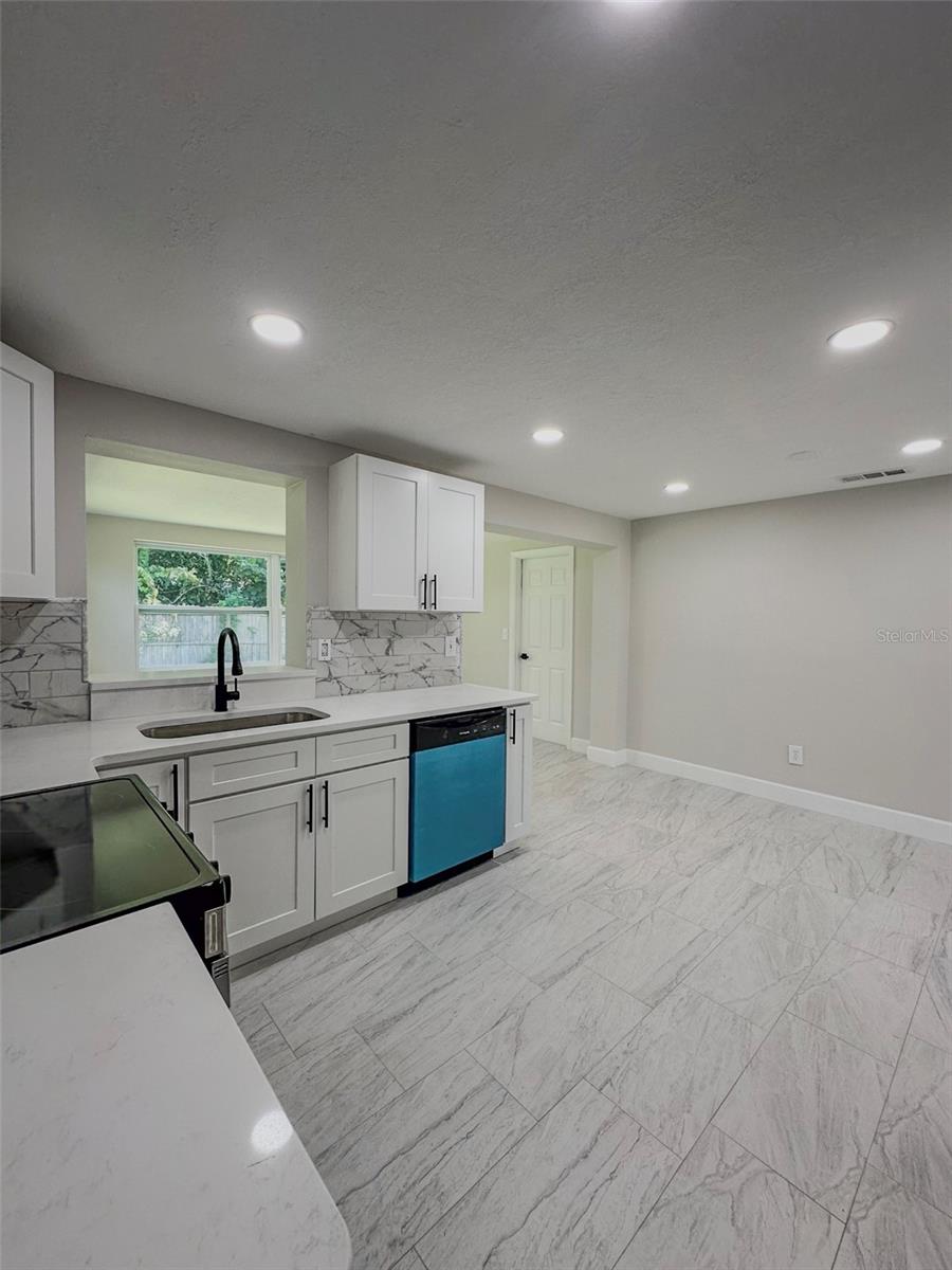 Image 10 of 39 For 4823 Aegean Avenue