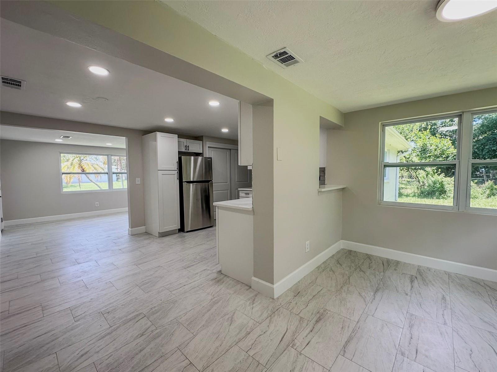 Image 15 of 39 For 4823 Aegean Avenue
