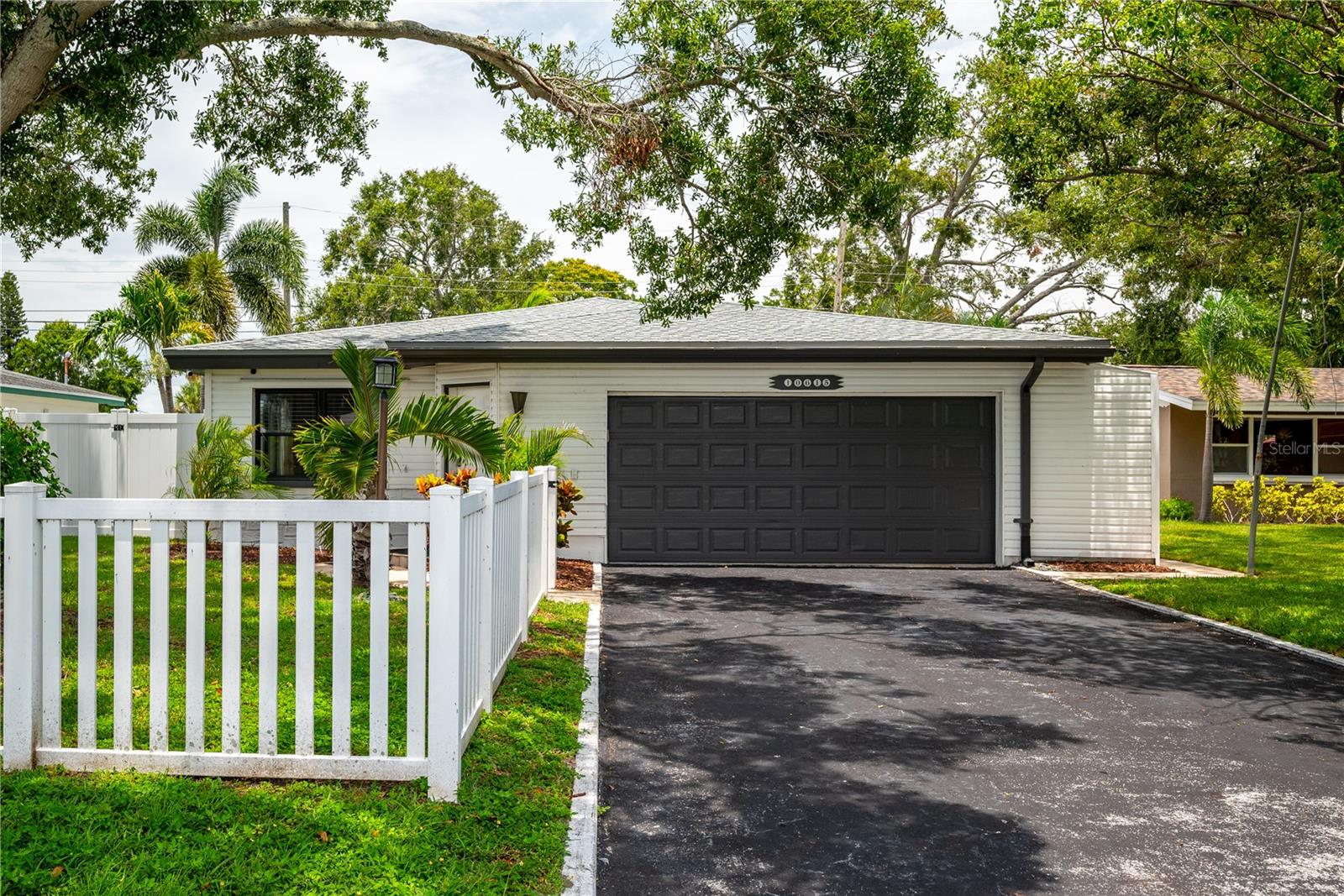 Details for 10615 Orange Blossom Lane, SEMINOLE, FL 33772