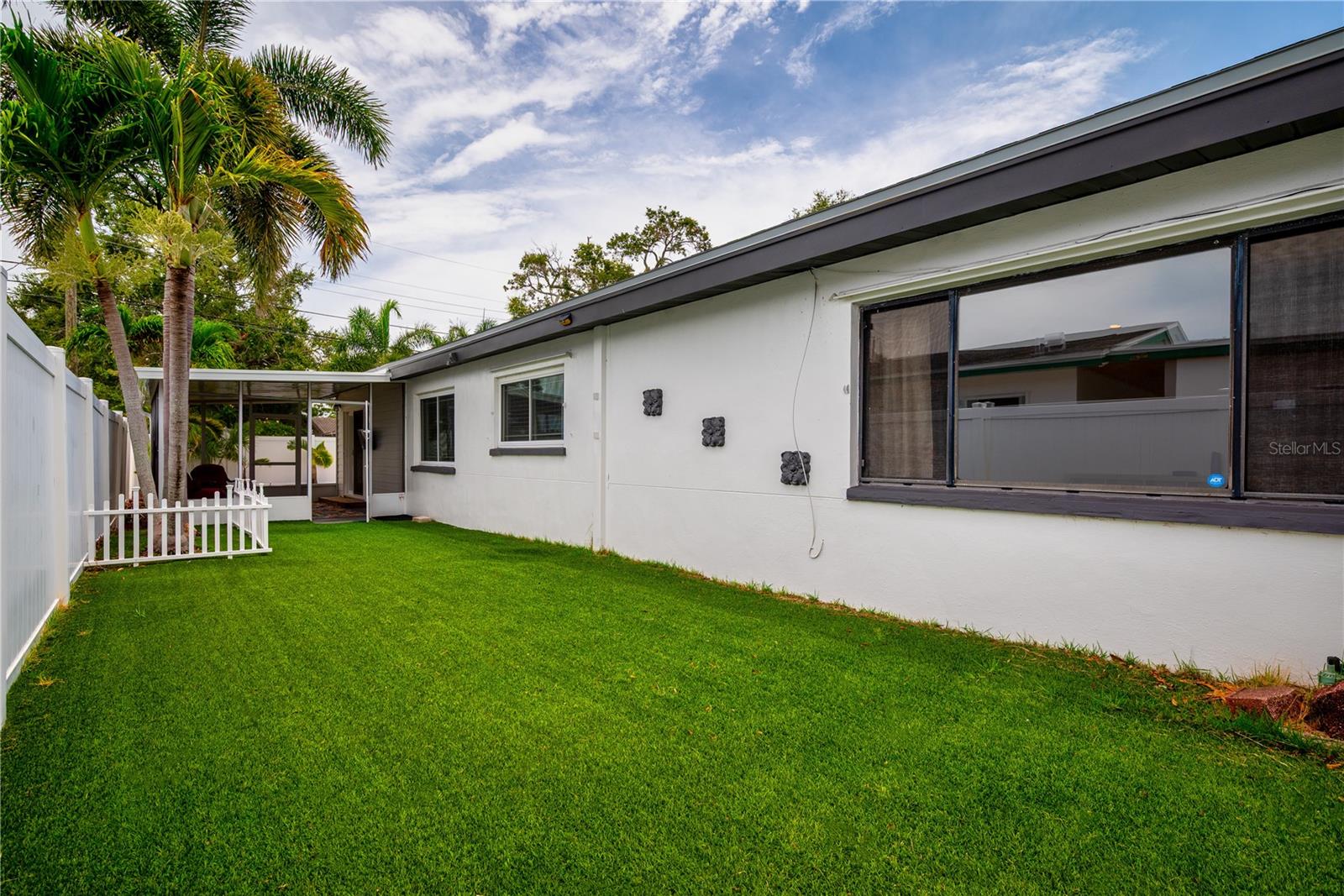 Image 10 of 43 For 10615 Orange Blossom Lane