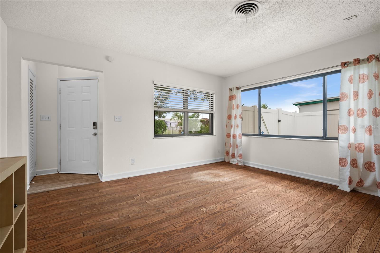 Image 12 of 43 For 10615 Orange Blossom Lane