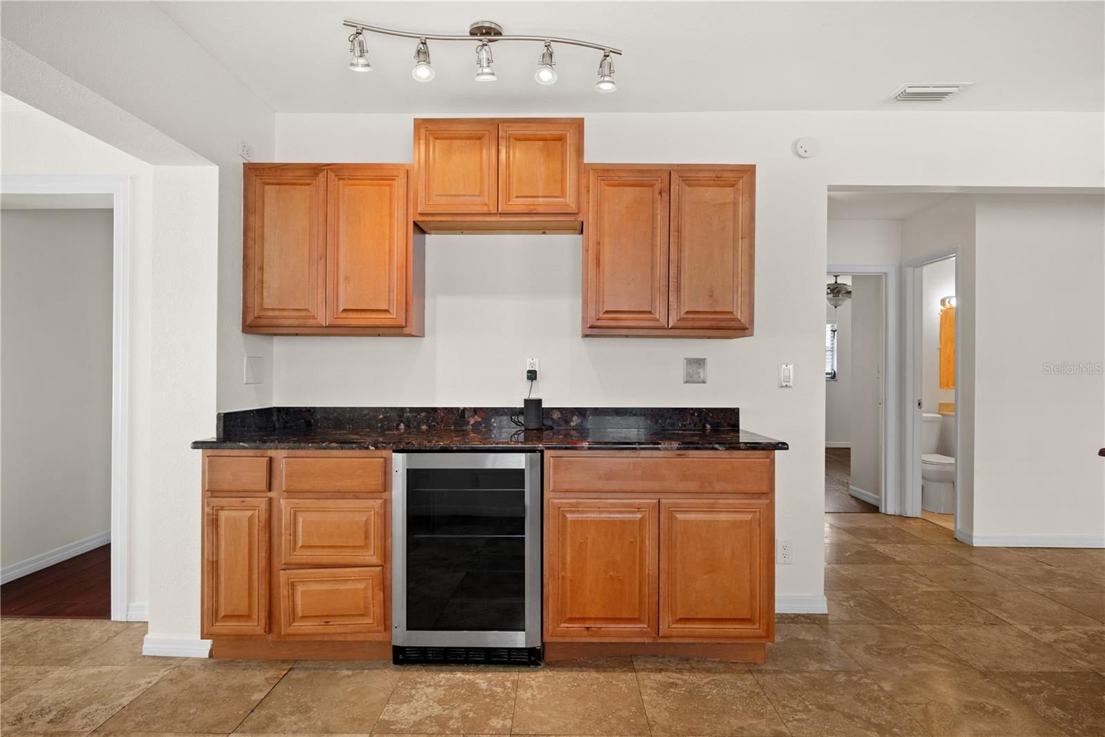 Image 21 of 43 For 10615 Orange Blossom Lane