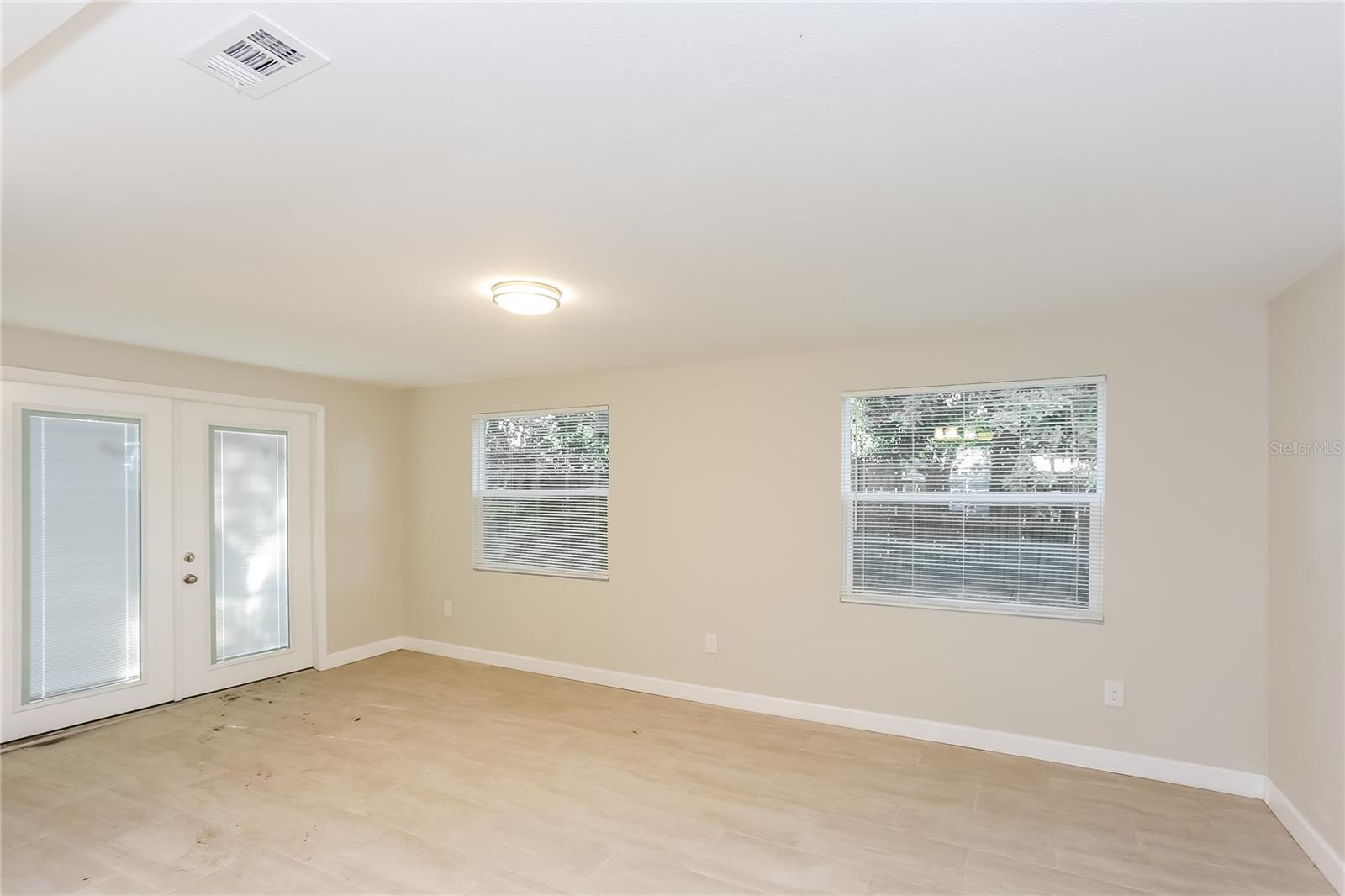 Image 15 of 20 For 4781 Tropical Terrace