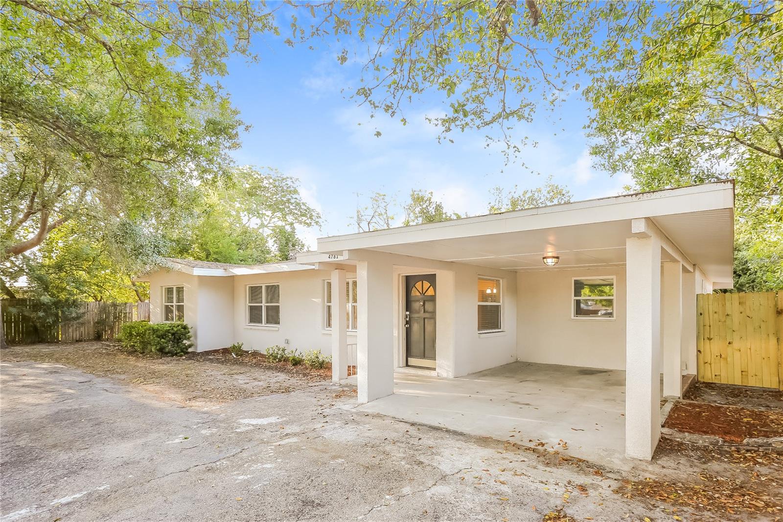 Image 2 of 20 For 4781 Tropical Terrace