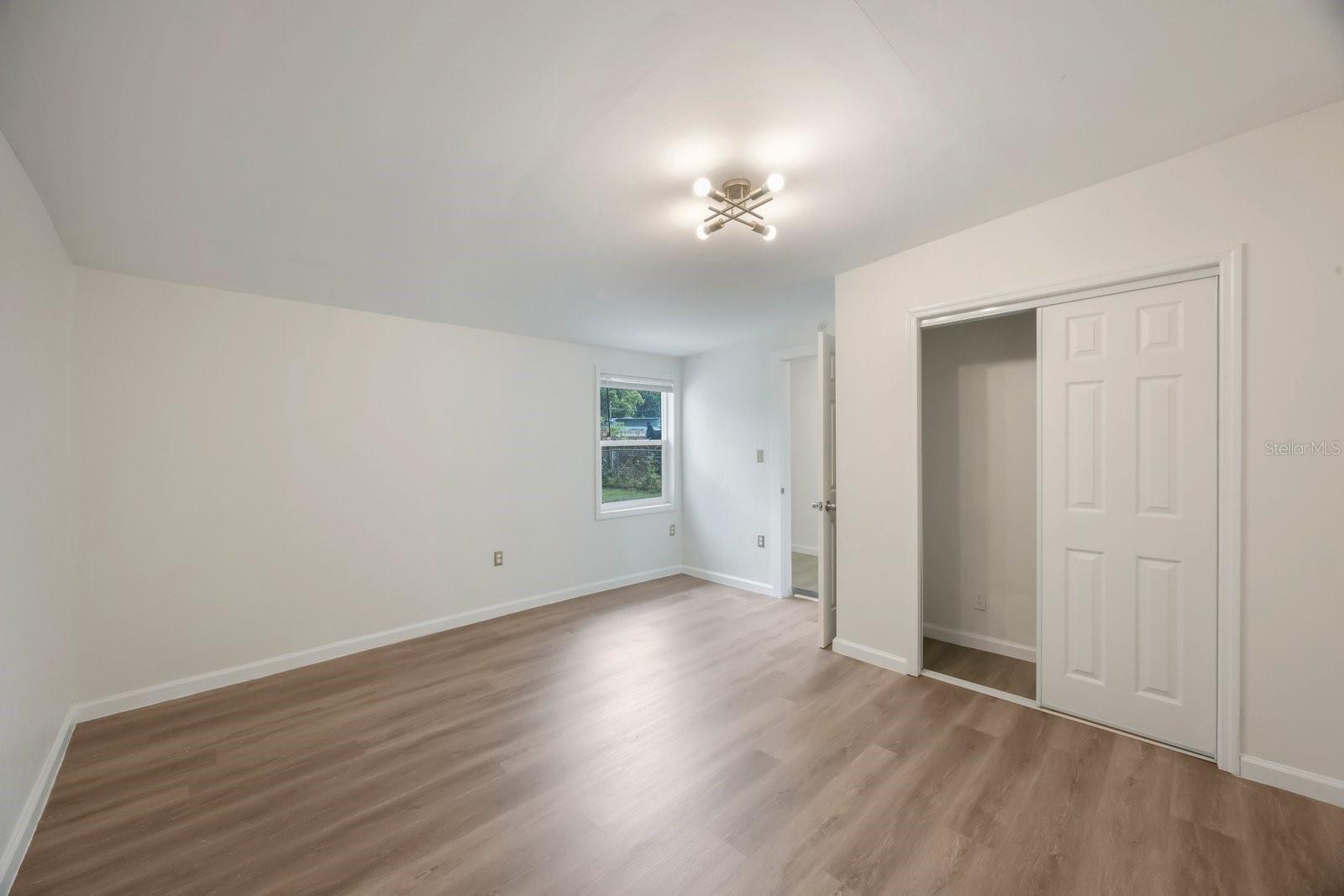 Image 25 of 35 For 5481 #a 47th Ave N