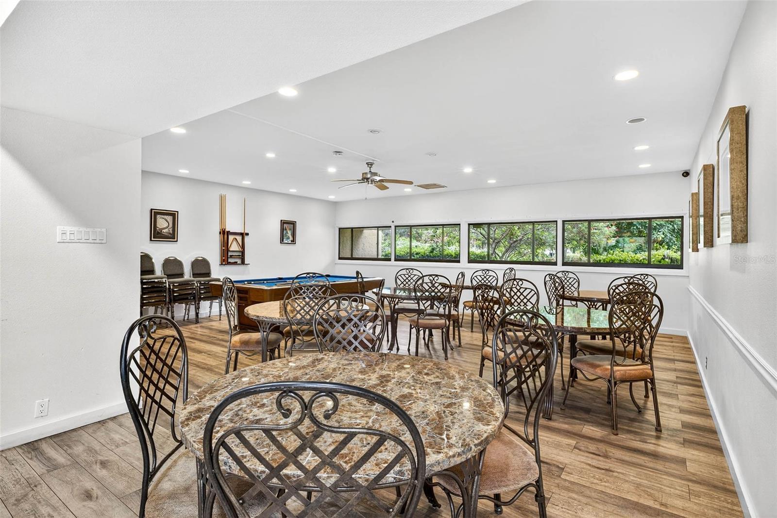 Image 31 of 49 For 2614 Cove Cay Drive 405