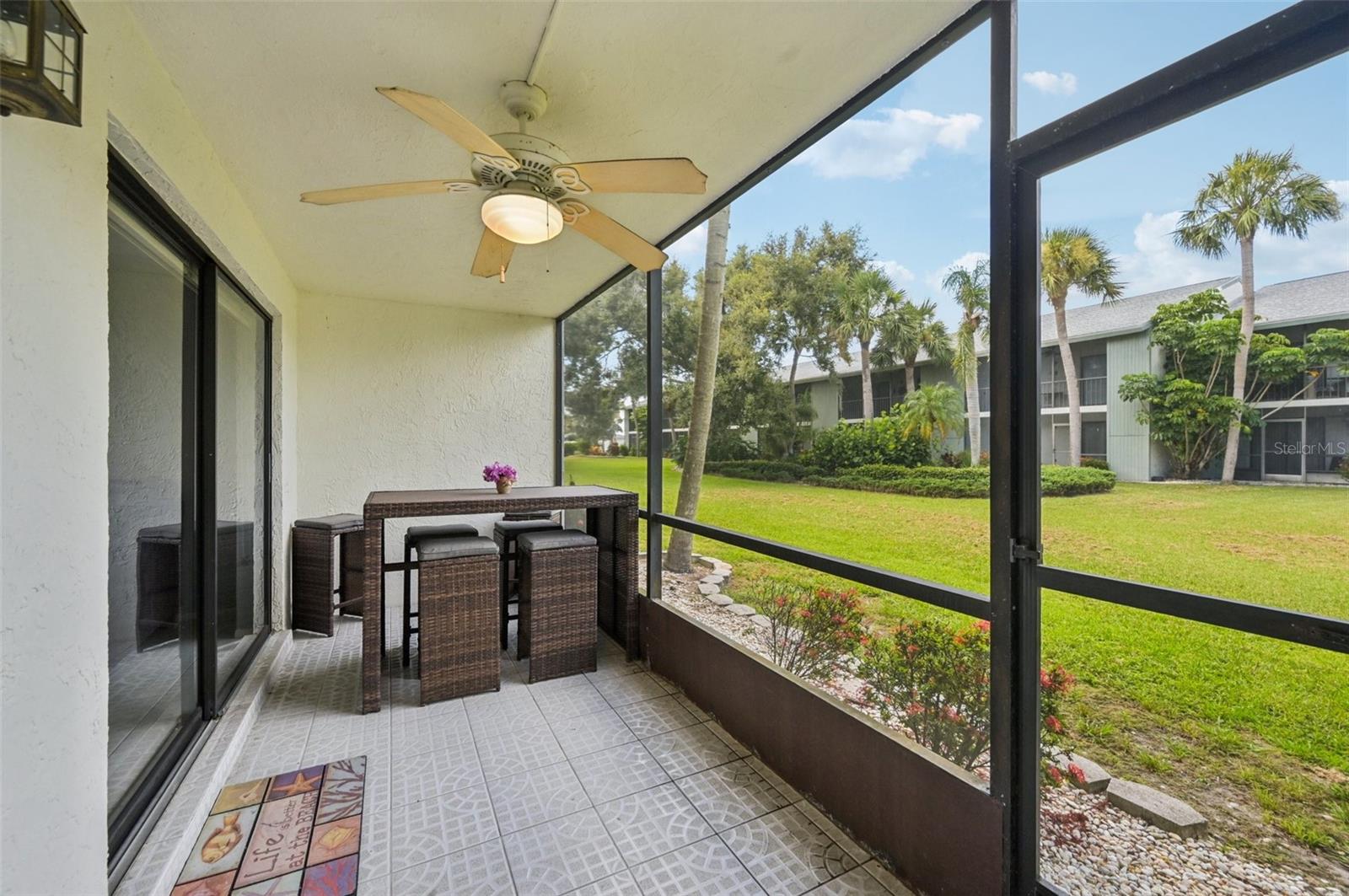 Image 10 of 48 For 1730 Manasota Beach Road 115