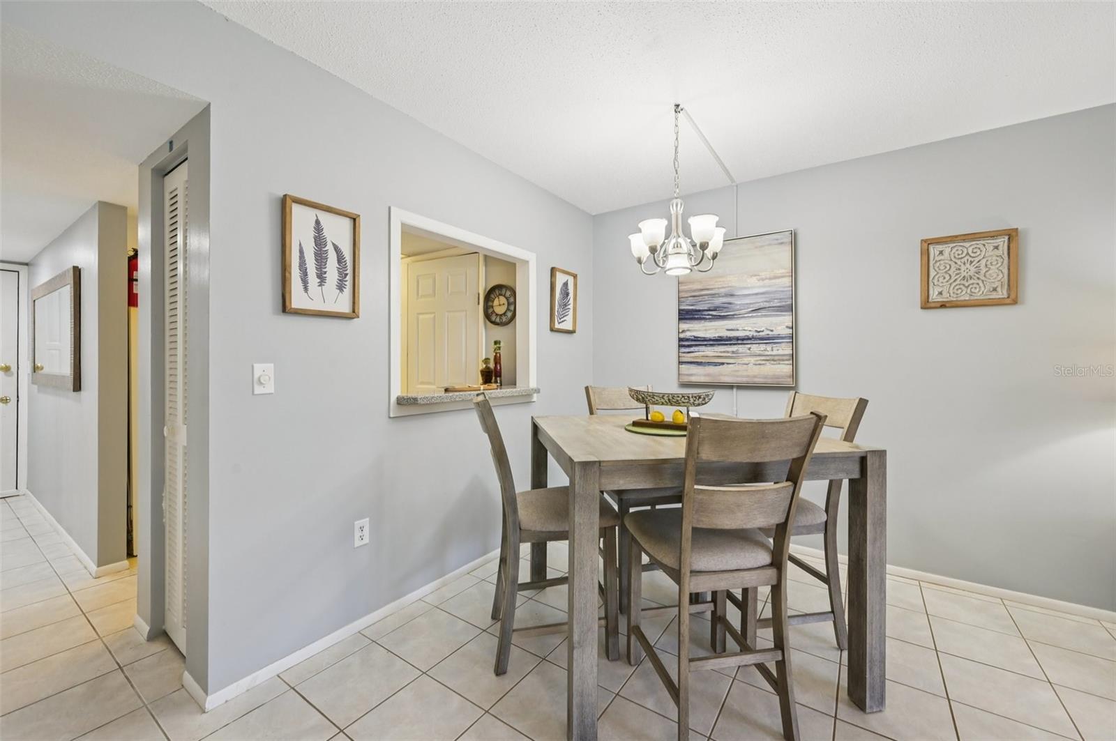 Image 13 of 48 For 1730 Manasota Beach Road 115