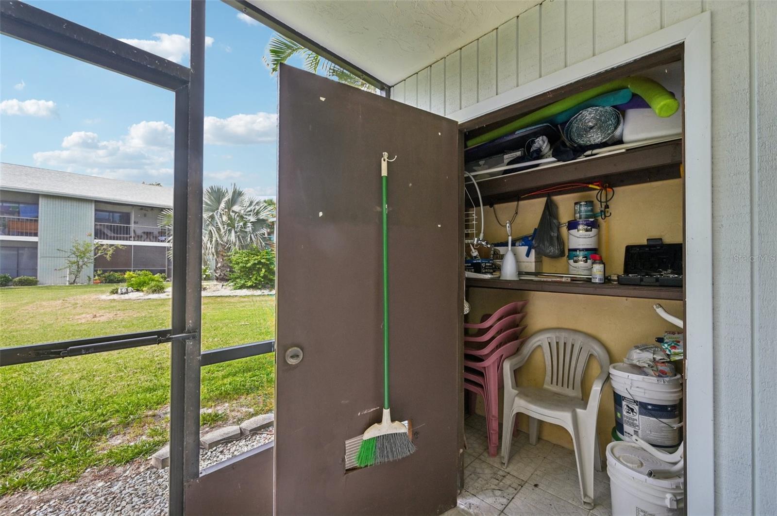 Image 38 of 48 For 1730 Manasota Beach Road 115