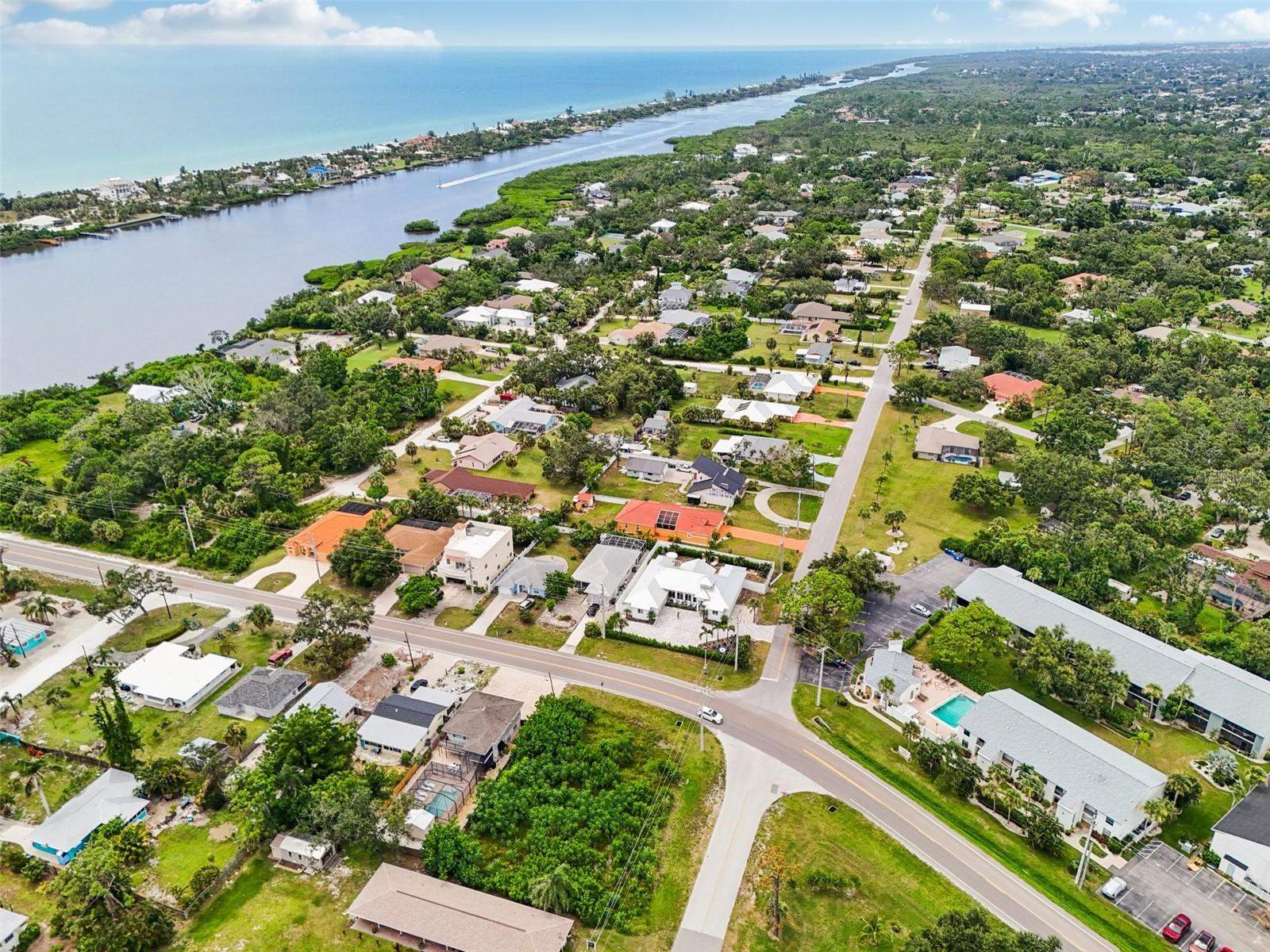 Image 44 of 48 For 1730 Manasota Beach Road 115