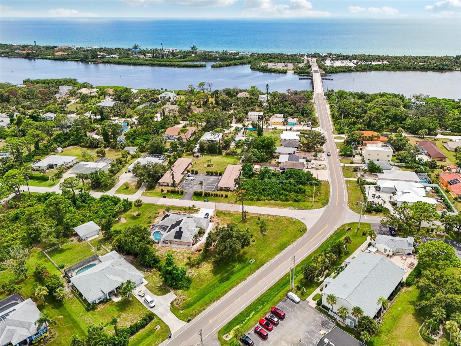 Image 7 of 48 For 1730 Manasota Beach Road 115