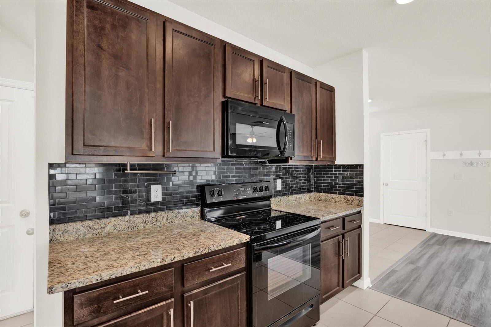 Image 19 of 47 For 206 Cinnamon Bark Place