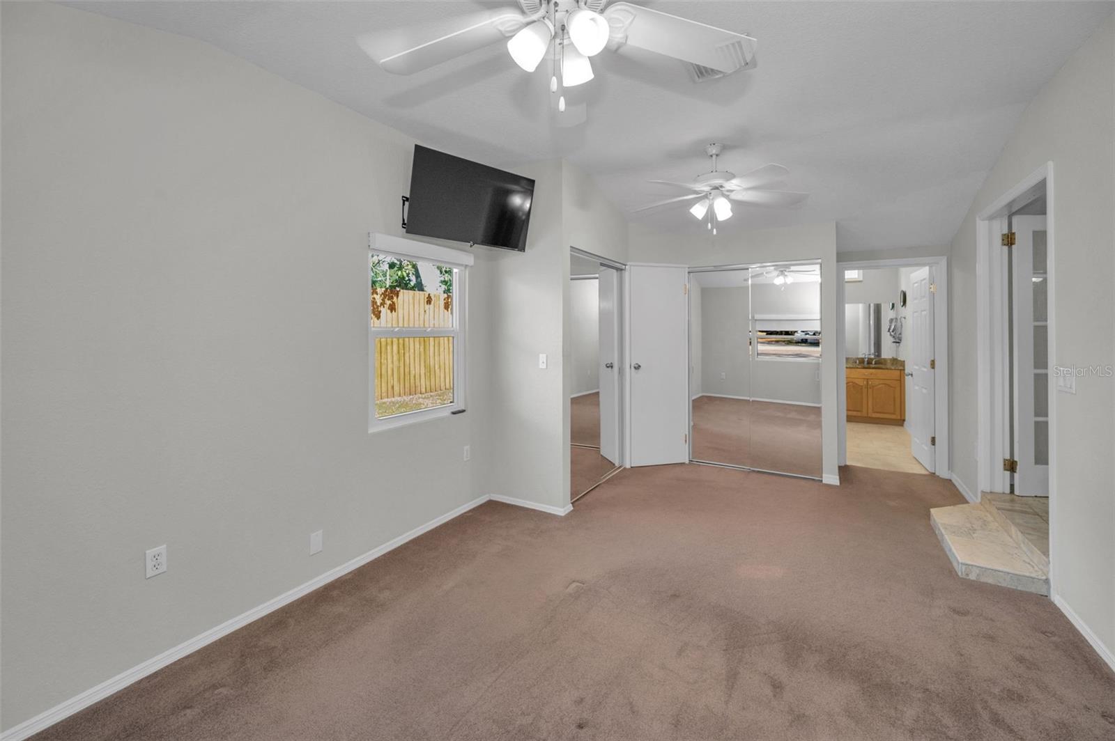 Image 13 of 65 For 10832 54th Avenue N