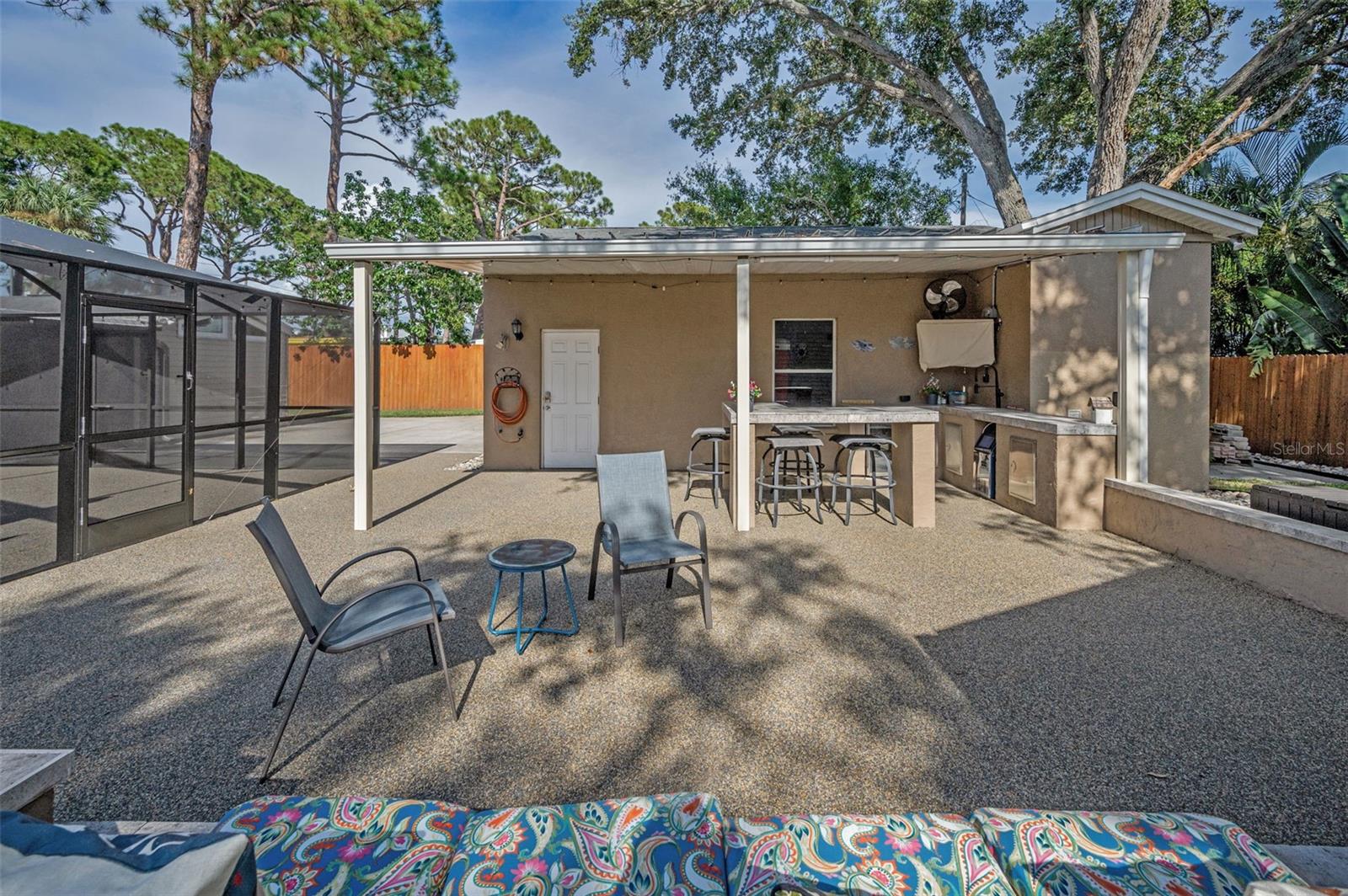 Image 36 of 65 For 10832 54th Avenue N