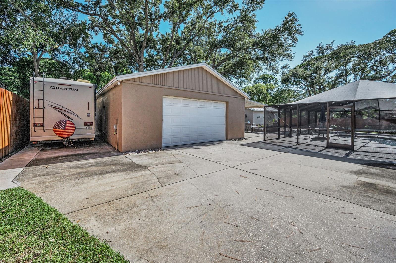Image 48 of 65 For 10832 54th Avenue N