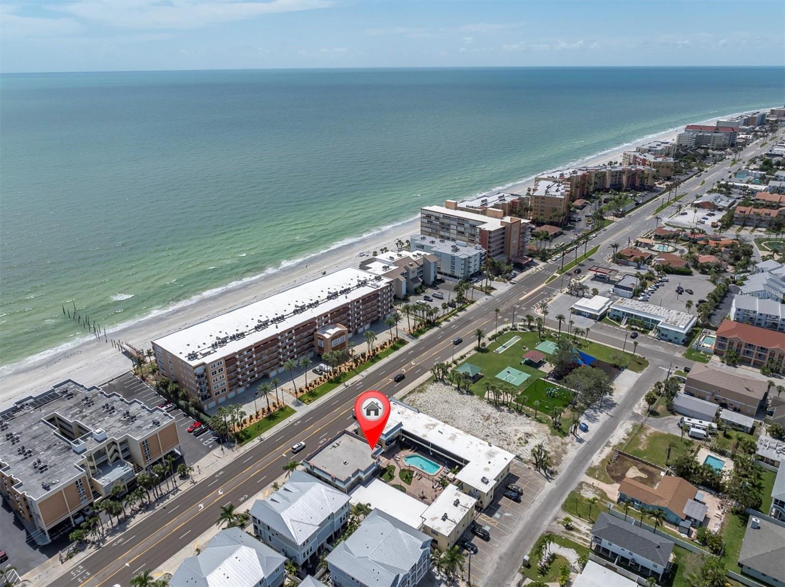 Image 30 of 35 For 16333 Gulf Boulevard 217