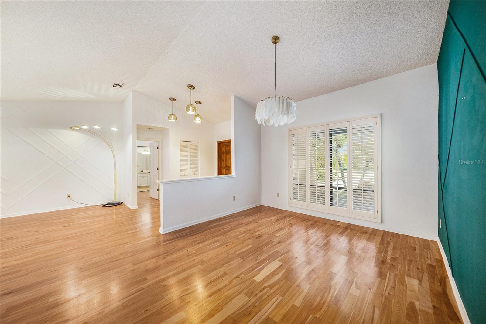 Image 10 of 25 For 2383 Indian Trail E